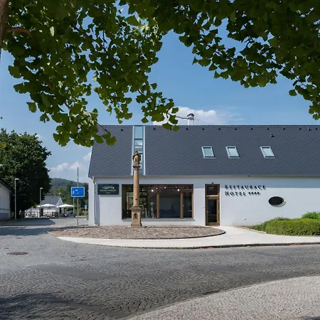 Hotel Panská Zahrada Dobřichovice