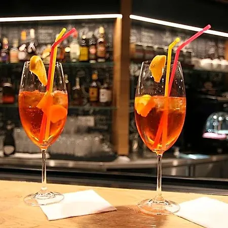 Panska Zahrada Hotel Dobrichovice