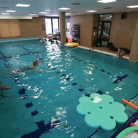 مطعم وفندق بانسكا زاهرادا 4* Dobřichovice