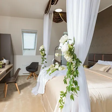 Panska Zahrada Hotel 4*