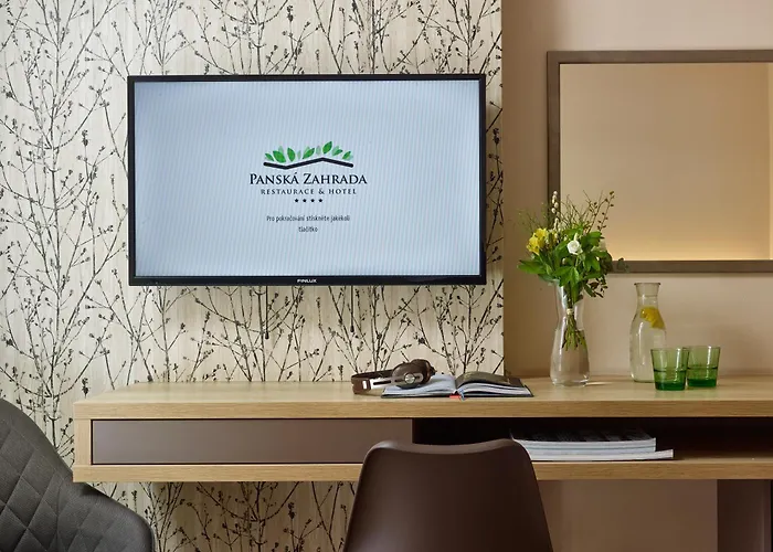 Panska Zahrada 4* Dobřichovice